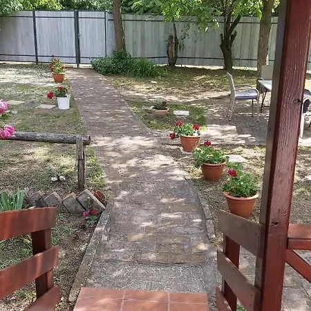 Sumska Kuca Sandy * Banatski Karlovac